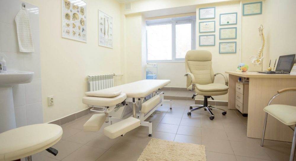 Типичный кабинет остеопата в Москве